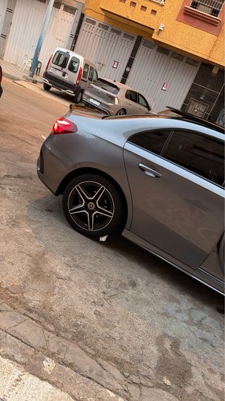 Mercedes-Benz Clase A sedan