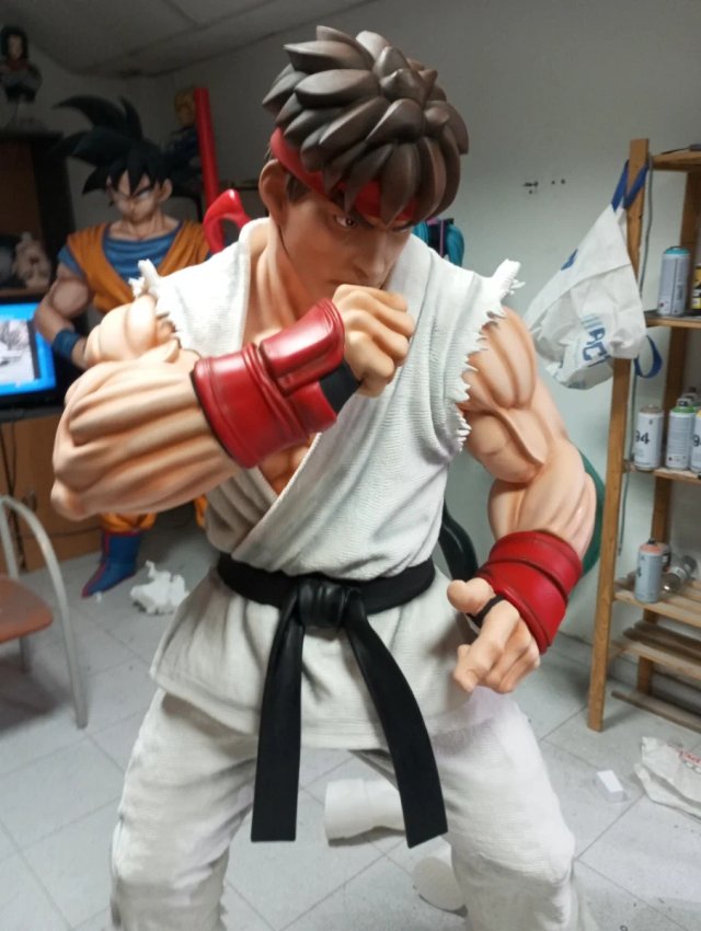 Figura Ryu tamaño real