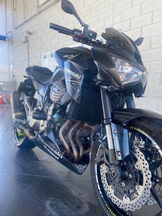 Kawasaki Z800E Negra