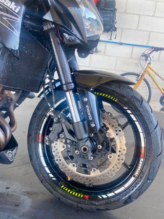 Kawasaki Z800E Negra