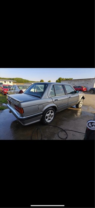 BMW 325i e30