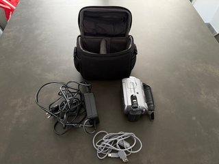 Cámara de vídeo Sony DCR-SR52