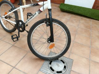 Bicicleta BMX Rockrider Blanca