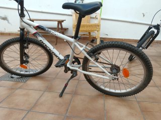 Bicicleta BMX Rockrider Blanca