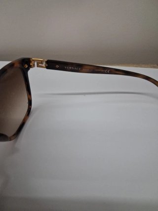 Occhiali da sole Versace tartarugati