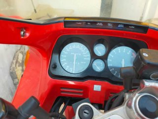 Honda CBR 1000F Roja y Blanca