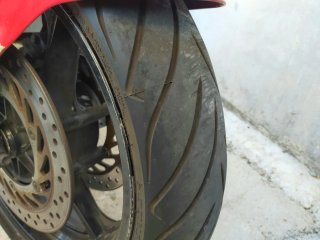 Honda CBR 1000F Roja y Blanca