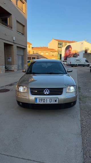Volkswagen Passat 2003