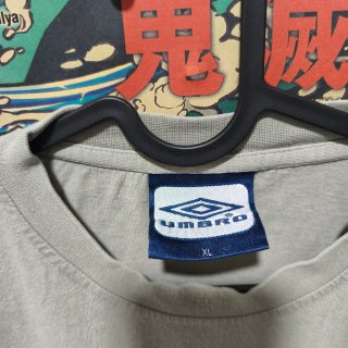 Camiseta Manga Larga Y2K Vintage Umbro Gris Talla
