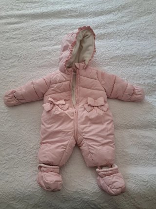 Abrigo/Buzo rosa bebé