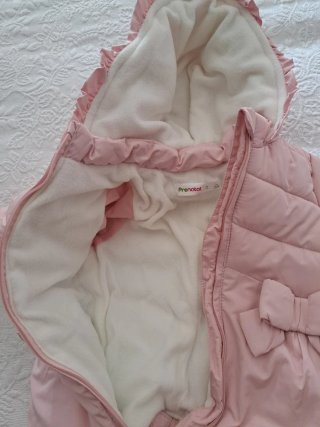 Abrigo/Buzo rosa bebé