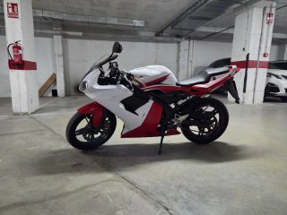 Yamaha TZR 50 2007 ITV 2028 cuidada