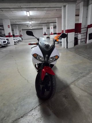 Yamaha TZR 50 2007 ITV 2028 cuidada