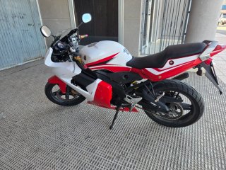 Yamaha TZR 50 2007 ITV 2028 cuidada