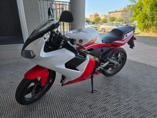 Yamaha TZR 50 2007 ITV 2028 cuidada
