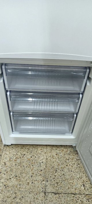 NEVERA COMBI BALAY NO FROST ENERGÍA A+