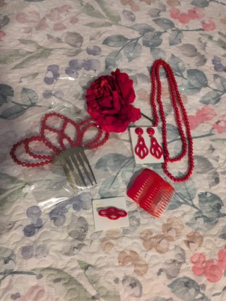 Conjunto Flamenca Abalorios y Flor Roja