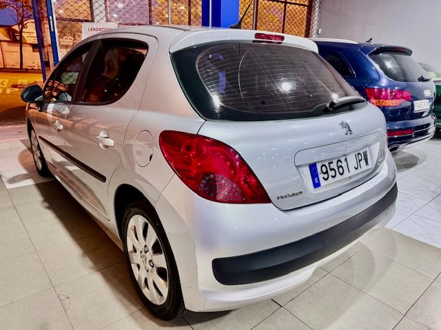 Peugeot 207 1.6 HDI Premium 3p 5p 2007, foto 3