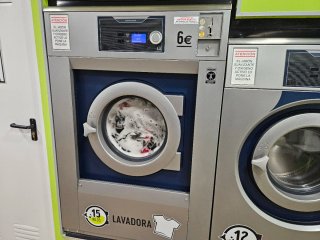 Traspaso Lavanderia Autoservicio en Las Rozas