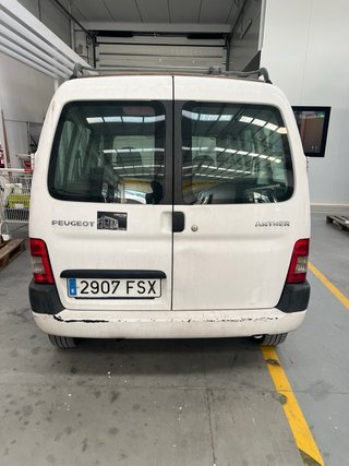 Furgoneta Peugeot combi