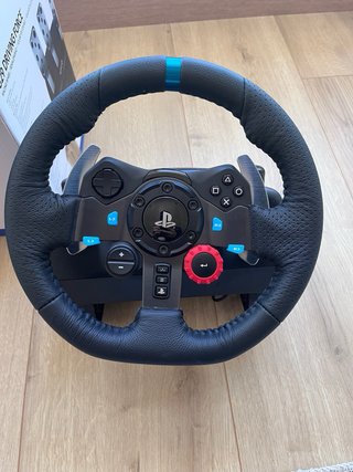 Volante Logitech G29 PS4/PS5 y pedales