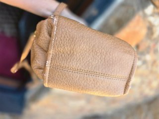 Bolso bandolera Cortefiel – color camel / beige