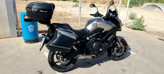 Kawasaki Versys 650 Adventure Negra/dorsda