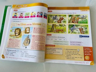 Libro y Cuaderno Inglés Family and Friends 3