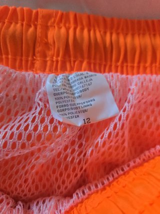Conjunto camiseta y bañador niño