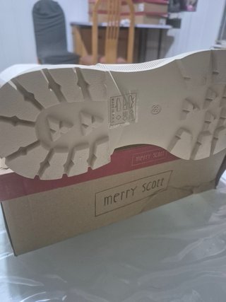 Botas altas Merry Scott T.39