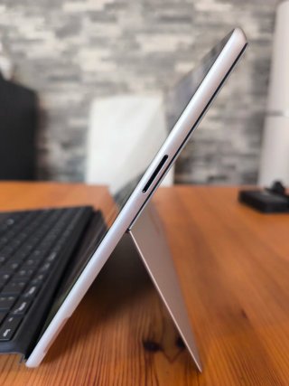 Surface Pro 9 i7 16GB RAM 500GB SSD Plata