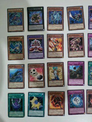 Mazzo 50 carte Yu-Gi-Oh!