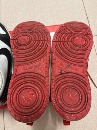 Nike Talla 39 Rojas y Negras. Regalo par blanco 38