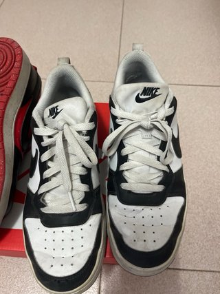 Nike Talla 39 Rojas y Negras. Regalo par blanco 38