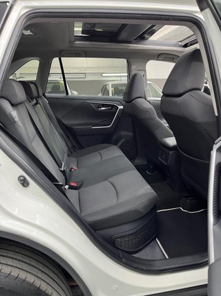 Toyota RAV4 HYBRID 2019