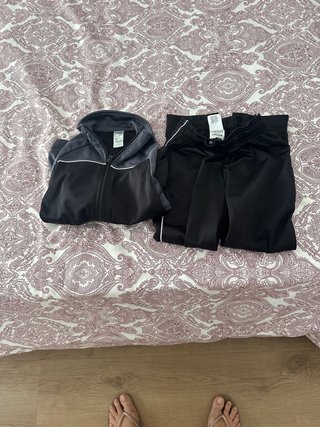 Conjunto deportivo niño