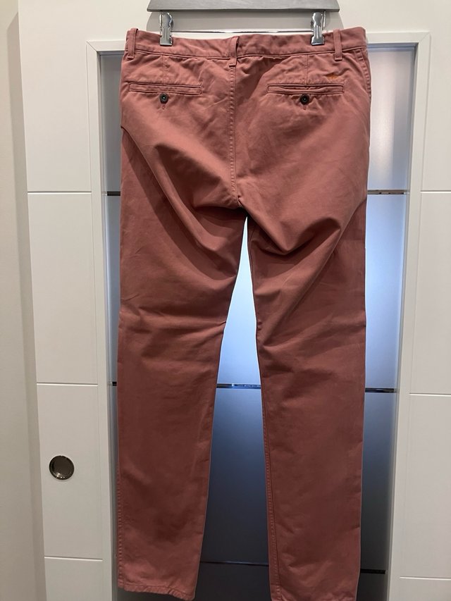 Pantalón Dockers Chino Recto Rosa Hombre