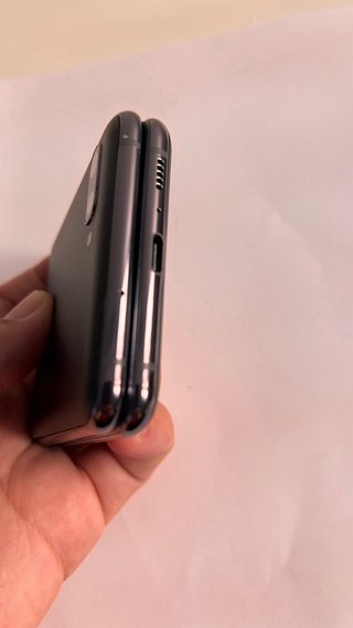 Samsung Galaxy Z Flip 5G Gris