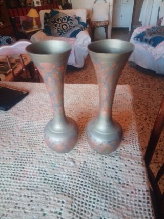 Conjunto de 2 jarrones antiguos