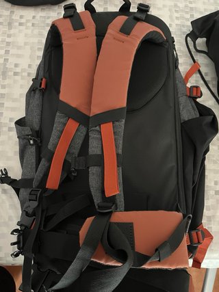Mochila Forclaz dechatlon 40L
