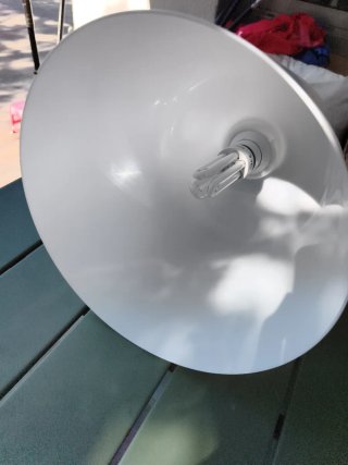 Lampada da tavolo Ikea bianca