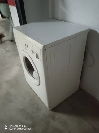 VENDO LAVADORA MARCA INDESIT