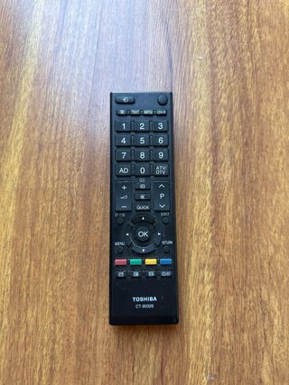 TV LCD Toshiba 26'' Negro/Plata