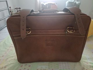 Maleta antigua de viaje con ruedas y llaves 55 /45