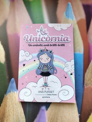 Unicòrnia 1 - Un embolic amb brilli-brilli
