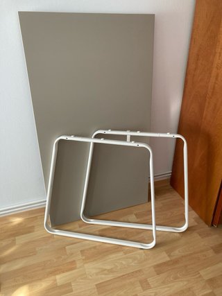 Escritorio de Ikea, como nuevo.