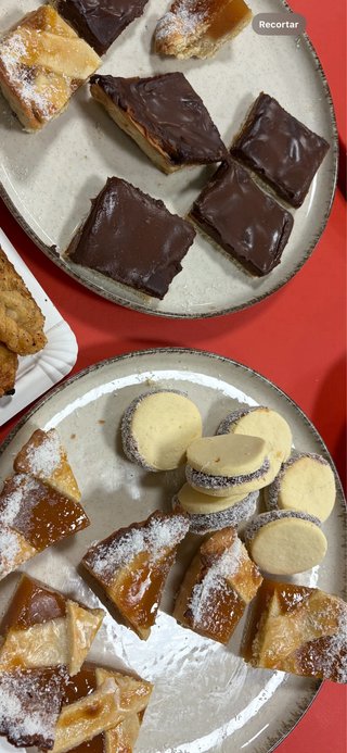 POSTRES Y TARTAS CASERAS