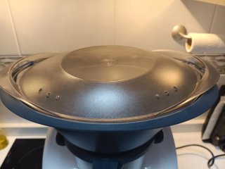 Thermomix TM5 con Varoma y Accesorios