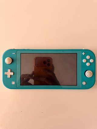 Nintendo Switch Lite Azul. No enciende.Sí audio.