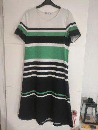 Vestido Stradivarius Rayas